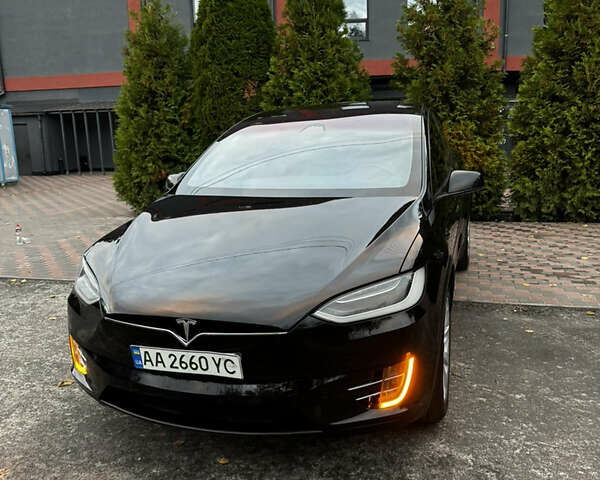 Черный Тесла Модель Х, объемом двигателя 0 л и пробегом 78 тыс. км за 31000 $, фото 29 на Automoto.ua