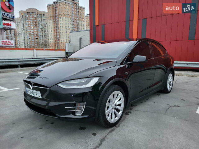 Черный Тесла Модель Х, объемом двигателя 0 л и пробегом 77 тыс. км за 32750 $, фото 2 на Automoto.ua