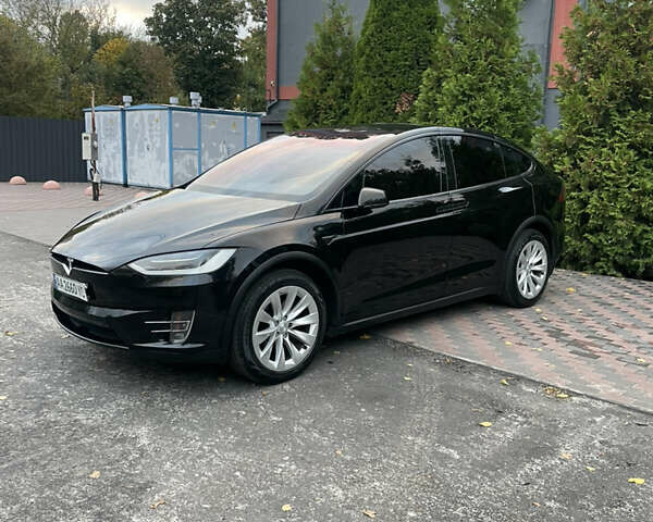 Черный Тесла Модель Х, объемом двигателя 0 л и пробегом 78 тыс. км за 31000 $, фото 5 на Automoto.ua