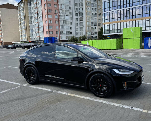 Черный Тесла Модель Х, объемом двигателя 0 л и пробегом 44 тыс. км за 41500 $, фото 5 на Automoto.ua
