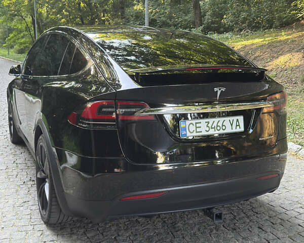 Черный Тесла Модель Х, объемом двигателя 0 л и пробегом 81 тыс. км за 36500 $, фото 7 на Automoto.ua