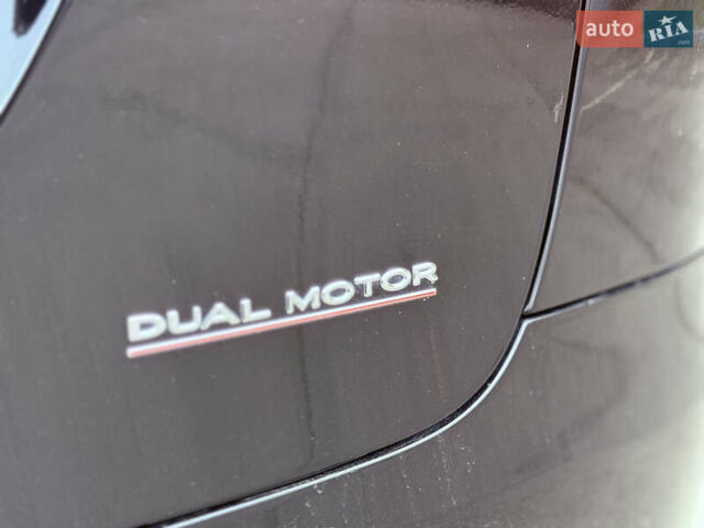 Черный Тесла Модель Х, объемом двигателя 0 л и пробегом 78 тыс. км за 34990 $, фото 27 на Automoto.ua