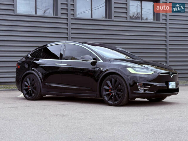 Черный Тесла Модель Х, объемом двигателя 0 л и пробегом 78 тыс. км за 34990 $, фото 11 на Automoto.ua