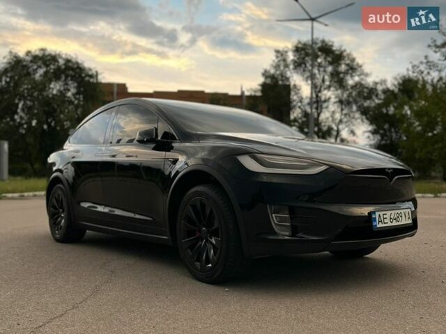 Черный Тесла Модель Х, объемом двигателя 0 л и пробегом 79 тыс. км за 29999 $, фото 2 на Automoto.ua