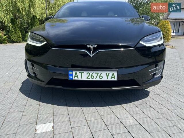 Черный Тесла Модель Х, объемом двигателя 0 л и пробегом 53 тыс. км за 41300 $, фото 7 на Automoto.ua