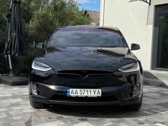 Чорний Тесла Модель Х, об'ємом двигуна 0 л та пробігом 31 тис. км за 76600 $, фото 2 на Automoto.ua