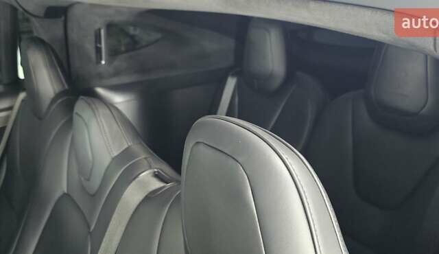 Чорний Тесла Модель Х, об'ємом двигуна 0 л та пробігом 68 тис. км за 31000 $, фото 12 на Automoto.ua