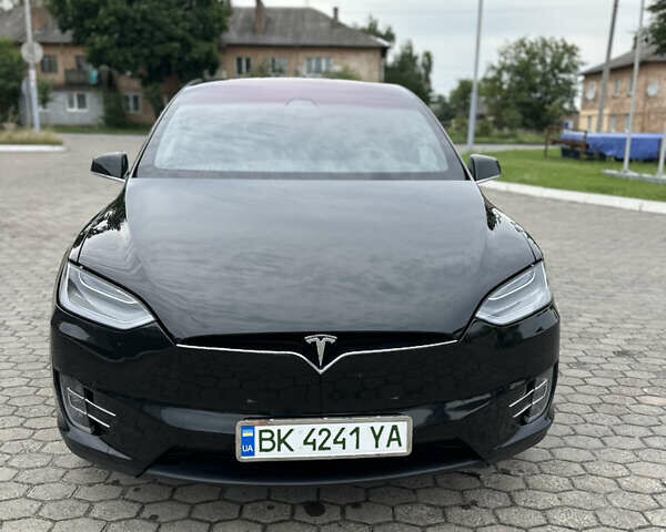Чорний Тесла Модель Х, об'ємом двигуна 0 л та пробігом 60 тис. км за 49999 $, фото 2 на Automoto.ua