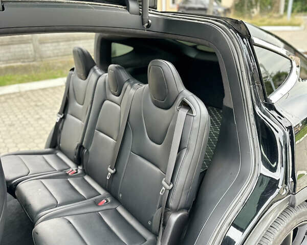 Чорний Тесла Модель Х, об'ємом двигуна 0 л та пробігом 60 тис. км за 49999 $, фото 20 на Automoto.ua