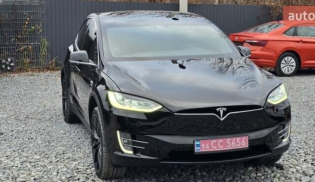 Чорний Тесла Модель Х, об'ємом двигуна 0 л та пробігом 68 тис. км за 31000 $, фото 9 на Automoto.ua