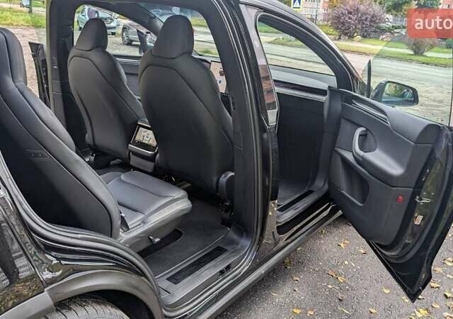 Чорний Тесла Модель Х, об'ємом двигуна 0 л та пробігом 74 тис. км за 42500 $, фото 16 на Automoto.ua