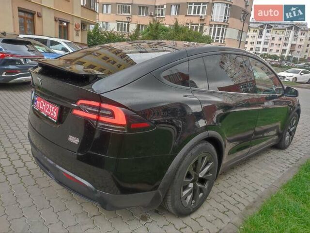 Черный Тесла Модель Х, объемом двигателя 0 л и пробегом 74 тыс. км за 43900 $, фото 5 на Automoto.ua
