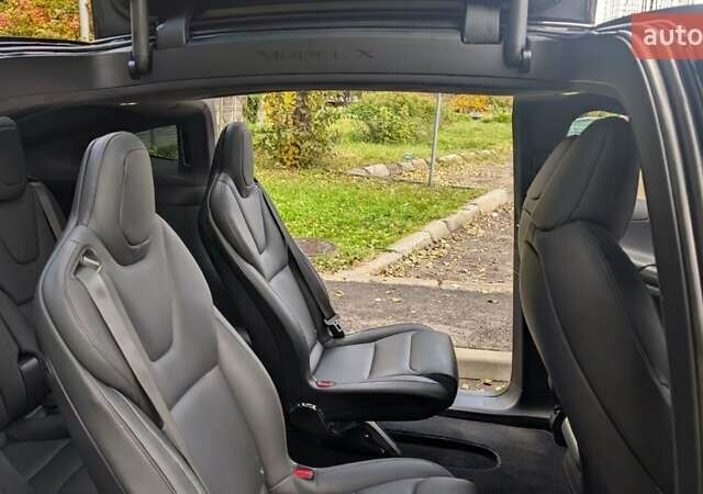 Чорний Тесла Модель Х, об'ємом двигуна 0 л та пробігом 74 тис. км за 42500 $, фото 6 на Automoto.ua