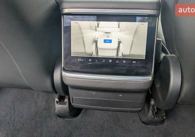 Чорний Тесла Модель Х, об'ємом двигуна 0 л та пробігом 74 тис. км за 42500 $, фото 9 на Automoto.ua