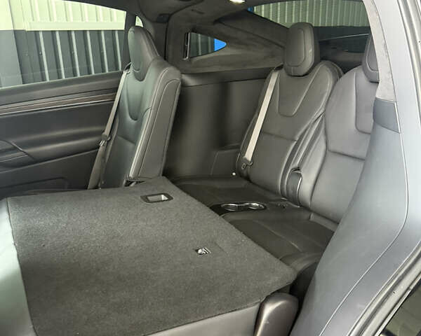 Черный Тесла Модель Х, объемом двигателя 0 л и пробегом 147 тыс. км за 38500 $, фото 4 на Automoto.ua