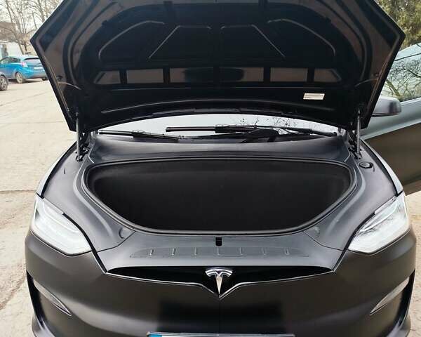 Черный Тесла Модель Х, объемом двигателя 0 л и пробегом 47 тыс. км за 63000 $, фото 31 на Automoto.ua