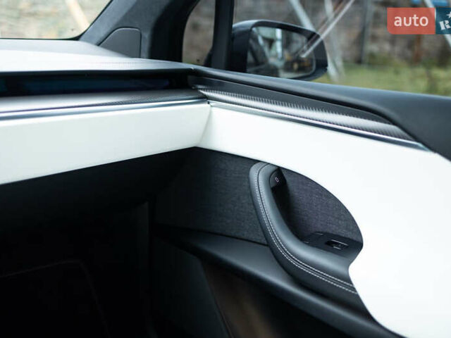 Чорний Тесла Модель Х, об'ємом двигуна 0 л та пробігом 32 тис. км за 65000 $, фото 29 на Automoto.ua
