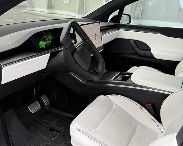 Чорний Тесла Модель Х, об'ємом двигуна 0 л та пробігом 39 тис. км за 52750 $, фото 7 на Automoto.ua