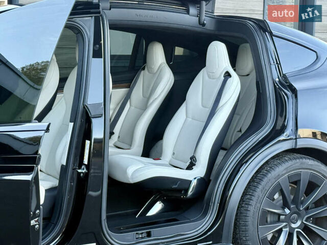 Тесла Модель Х 2022 у Києві на Automoto.ua Чорний Тесла Модель Х, об'ємом двигуна 0 л та пробігом 23 тис. км за 58500 $, фото 24 на Automoto.ua