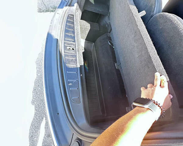 Чорний Тесла Модель Х, об'ємом двигуна 0 л та пробігом 84 тис. км за 49000 $, фото 11 на Automoto.ua
