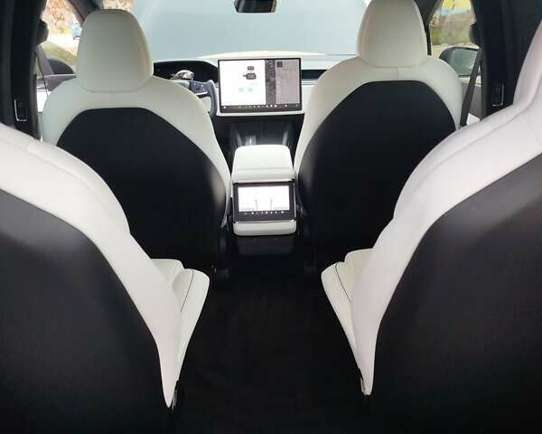 Черный Тесла Модель Х, объемом двигателя 0 л и пробегом 47 тыс. км за 63000 $, фото 25 на Automoto.ua