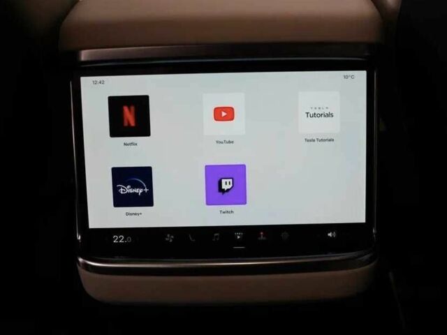 Черный Тесла Модель Х, объемом двигателя 0 л и пробегом 98 тыс. км за 37999 $, фото 13 на Automoto.ua
