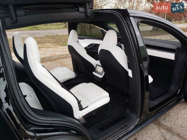 Черный Тесла Модель Х, объемом двигателя 0 л и пробегом 47 тыс. км за 63000 $, фото 41 на Automoto.ua