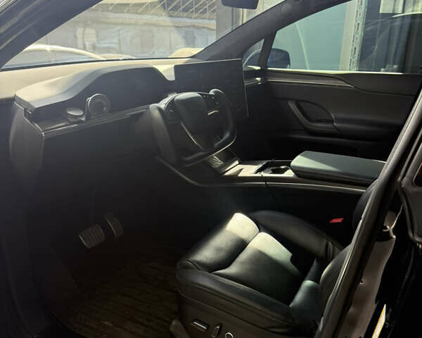 Черный Тесла Модель Х, объемом двигателя 0 л и пробегом 147 тыс. км за 38500 $, фото 1 на Automoto.ua