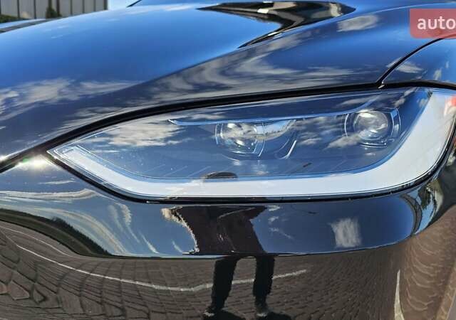 Черный Тесла Модель Х, объемом двигателя 0 л и пробегом 32 тыс. км за 55500 $, фото 27 на Automoto.ua