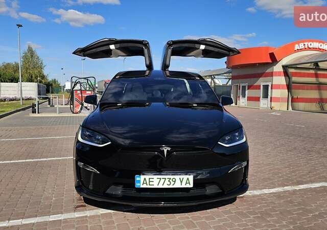 Черный Тесла Модель Х, объемом двигателя 0 л и пробегом 32 тыс. км за 55500 $, фото 2 на Automoto.ua