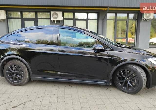 Чорний Тесла Модель Х, об'ємом двигуна 0 л та пробігом 33 тис. км за 48000 $, фото 5 на Automoto.ua