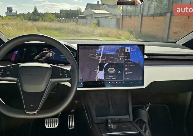 Черный Тесла Модель Х, объемом двигателя 0 л и пробегом 32 тыс. км за 55500 $, фото 20 на Automoto.ua