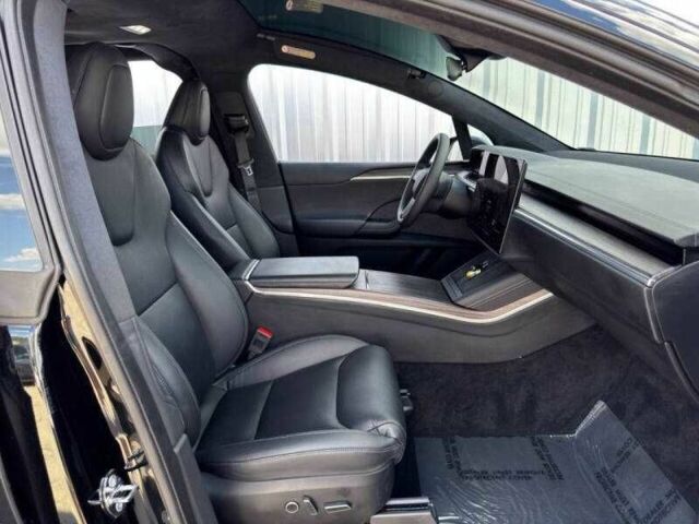 Черный Тесла Модель Х, объемом двигателя 0 л и пробегом 10 тыс. км за 20000 $, фото 11 на Automoto.ua