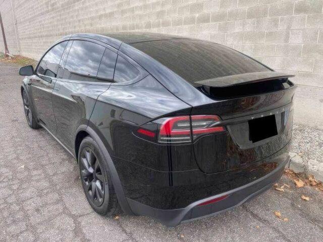 Чорний Тесла Модель Х, об'ємом двигуна 0 л та пробігом 10 тис. км за 20000 $, фото 4 на Automoto.ua