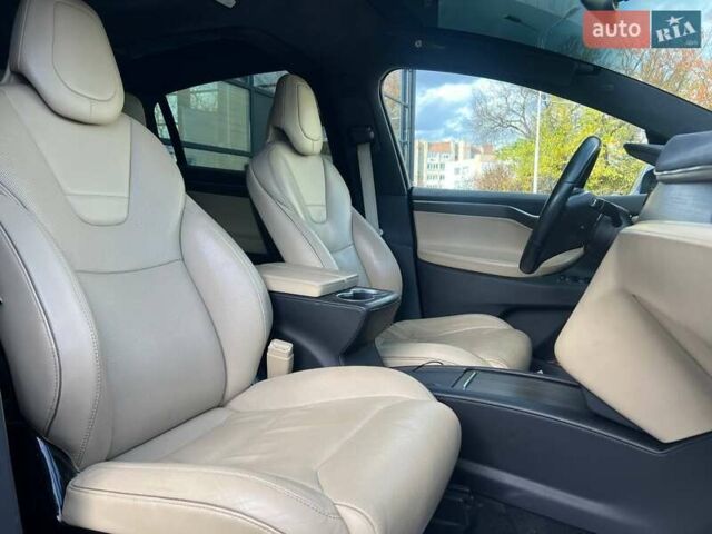 Коричневий Тесла Модель Х, об'ємом двигуна 0 л та пробігом 108 тис. км за 22500 $, фото 9 на Automoto.ua