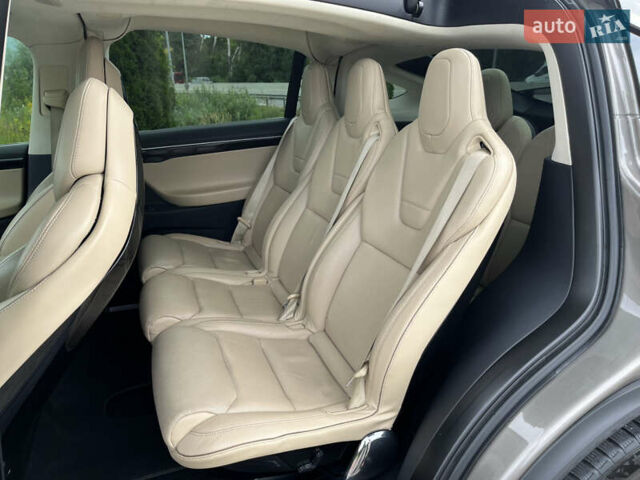 Коричневий Тесла Модель Х, об'ємом двигуна 0 л та пробігом 118 тис. км за 23300 $, фото 18 на Automoto.ua