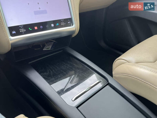 Коричневий Тесла Модель Х, об'ємом двигуна 0 л та пробігом 118 тис. км за 23300 $, фото 32 на Automoto.ua