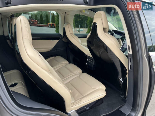 Коричневий Тесла Модель Х, об'ємом двигуна 0 л та пробігом 118 тис. км за 23300 $, фото 22 на Automoto.ua