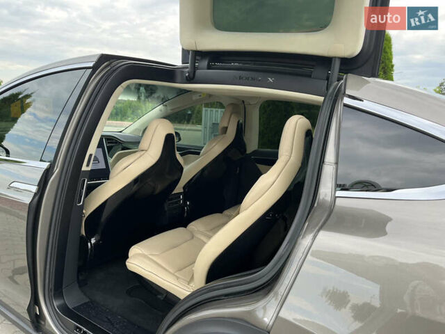 Коричневий Тесла Модель Х, об'ємом двигуна 0 л та пробігом 118 тис. км за 23300 $, фото 17 на Automoto.ua