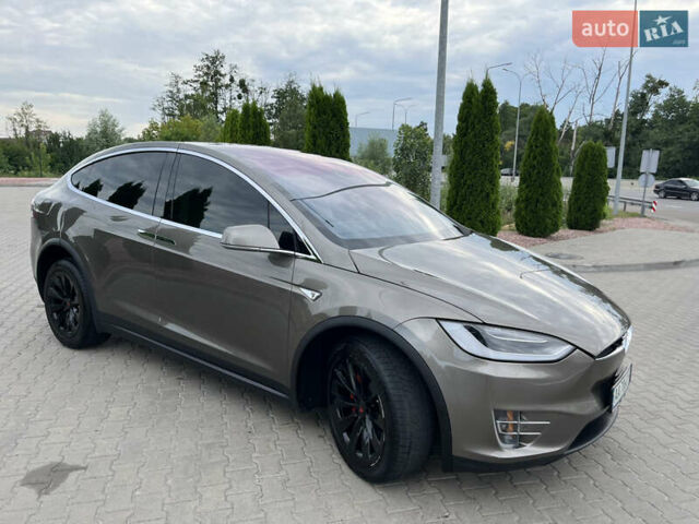 Коричневий Тесла Модель Х, об'ємом двигуна 0 л та пробігом 118 тис. км за 23300 $, фото 7 на Automoto.ua