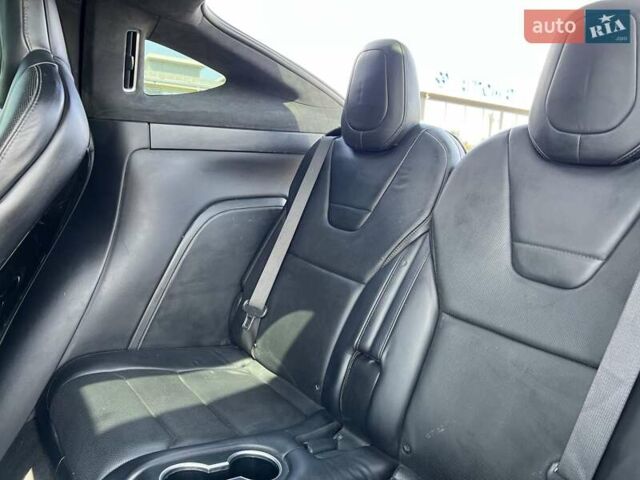 Червоний Тесла Модель Х, об'ємом двигуна 0 л та пробігом 142 тис. км за 18500 $, фото 55 на Automoto.ua