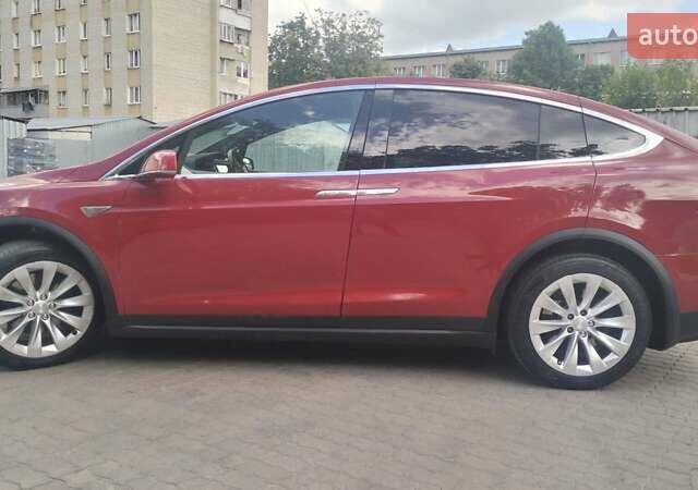 Червоний Тесла Модель Х, об'ємом двигуна 0 л та пробігом 141 тис. км за 17700 $, фото 4 на Automoto.ua