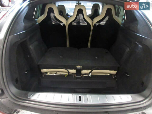 Красный Тесла Модель Х, объемом двигателя 0 л и пробегом 153 тыс. км за 23900 $, фото 8 на Automoto.ua