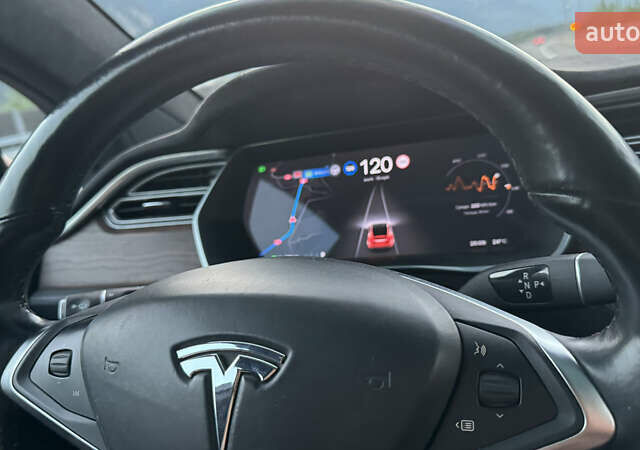 Тесла Модель Х 2016 в Киеве на Automoto.ua Красный Тесла Модель Х, объемом двигателя 0 л и пробегом 161 тыс. км за 23900 $, фото 15 на Automoto.ua