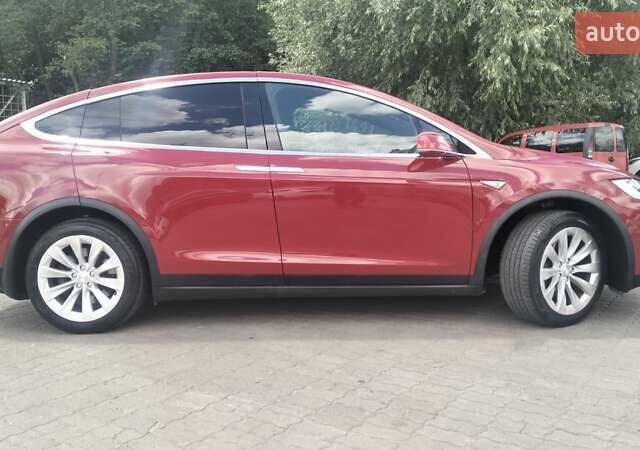 Червоний Тесла Модель Х, об'ємом двигуна 0 л та пробігом 141 тис. км за 17700 $, фото 9 на Automoto.ua