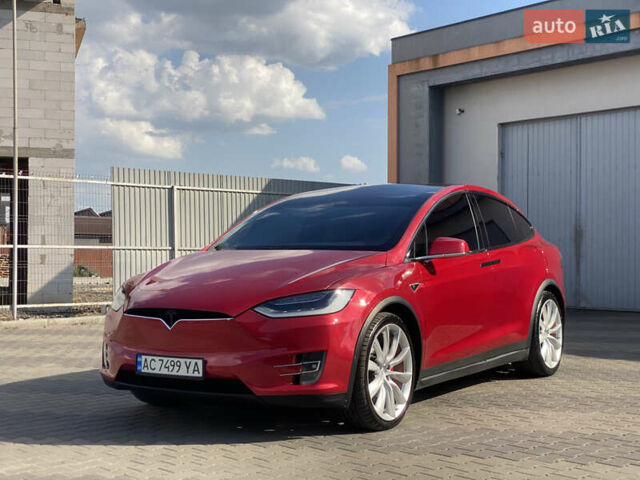Красный Тесла Модель Х, объемом двигателя 0 л и пробегом 112 тыс. км за 22300 $, фото 1 на Automoto.ua