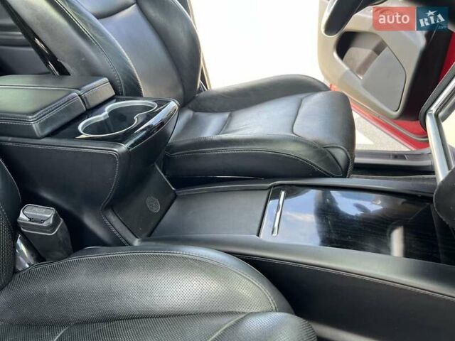 Червоний Тесла Модель Х, об'ємом двигуна 0 л та пробігом 142 тис. км за 18500 $, фото 42 на Automoto.ua