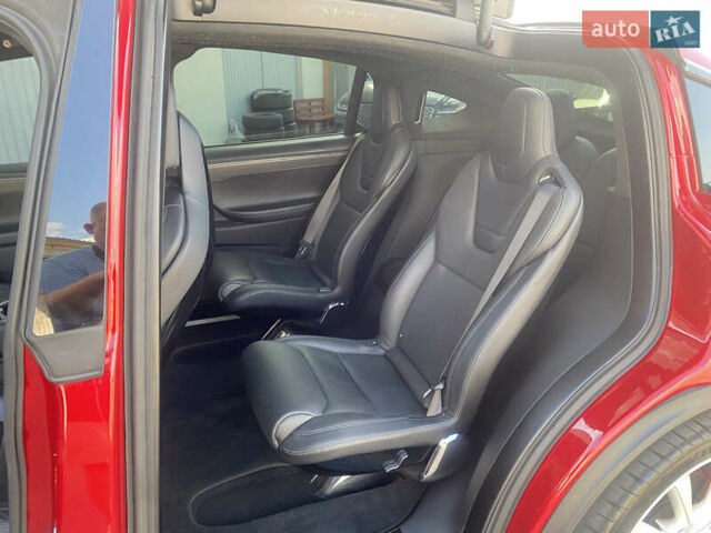Красный Тесла Модель Х, объемом двигателя 0 л и пробегом 112 тыс. км за 22300 $, фото 22 на Automoto.ua