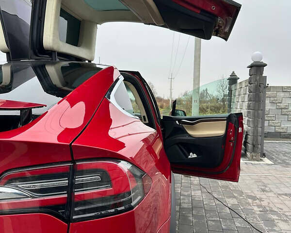 Червоний Тесла Модель Х, об'ємом двигуна 0 л та пробігом 127 тис. км за 19500 $, фото 12 на Automoto.ua