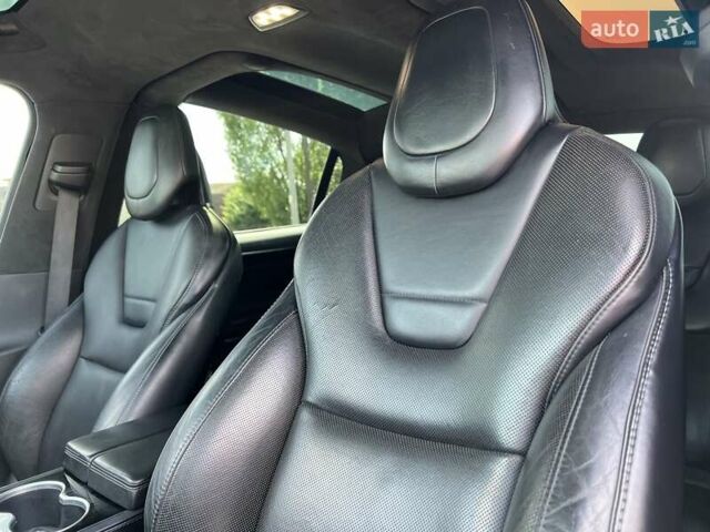 Червоний Тесла Модель Х, об'ємом двигуна 0 л та пробігом 142 тис. км за 18500 $, фото 32 на Automoto.ua